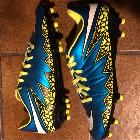 Hypervenom Phinish Cleats - Picture 2 of 4